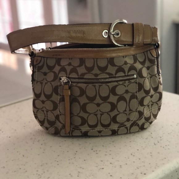 Handbag - Picture 2 of 3